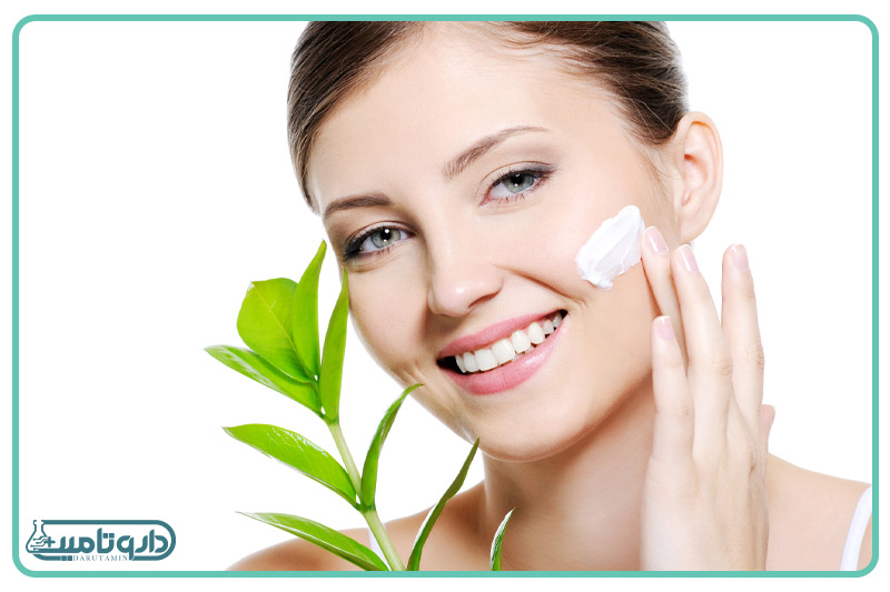 ژنوبایوتیک کرم آبرسان مناسب برای پوست های آکنه ای